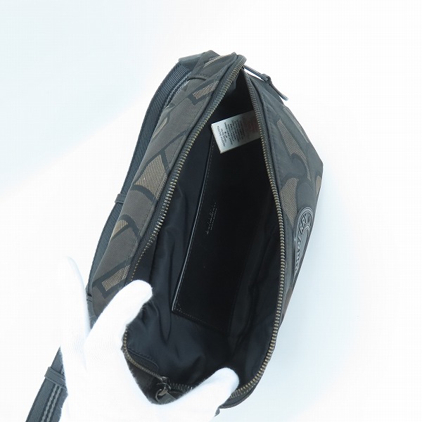 実際に弊社で買取させて頂いたBURBERRY/バーバリー ウエストバッグ/ボディバッグ TBモノグラム 8043707 A1189の画像 3枚目