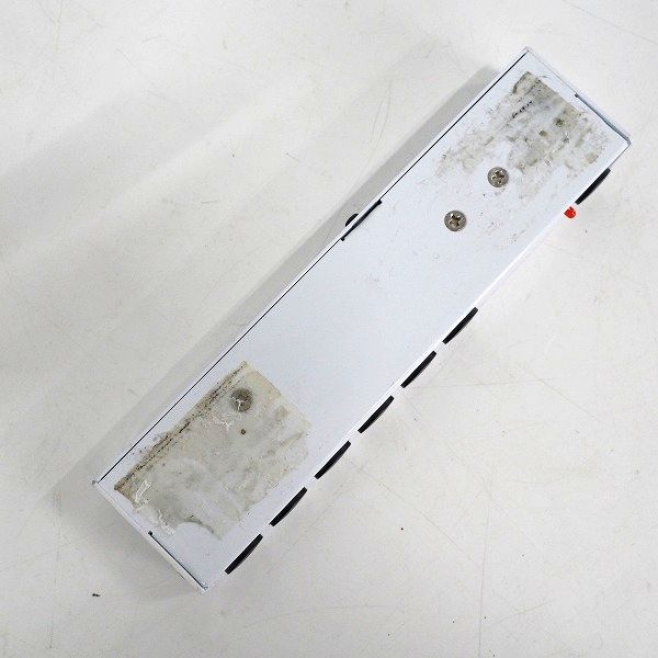 実際に弊社で買取させて頂いたCAJ/カスタムオーディオジャパン AC/DC Station Ⅲ エフェクター用 パワーサプライ【動作確認済】の画像 4枚目