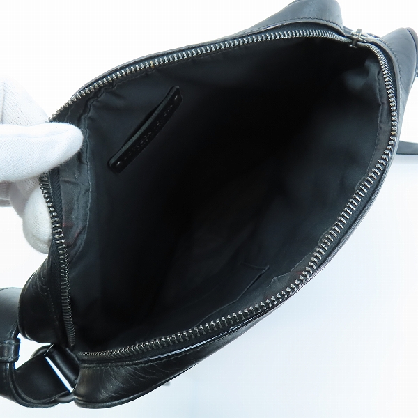 実際に弊社で買取させて頂いたBOTTEGA VENETA/ボッテガ ヴェネタ メッセンジャーバッグ/ショルダーバッグ B06136171Kの画像 4枚目