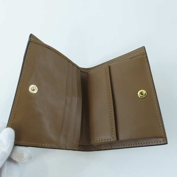 実際に弊社で買取させて頂いたMARNI/マルニ スムースカーフスキン バイフォールド ウォレット 二つ折り財布/PFMOQ14U13LV589の画像 3枚目