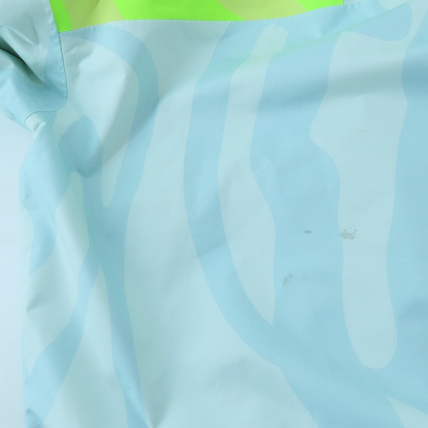 実際に弊社で買取させて頂いたTHE NORTH FACE×KAWS/ノースフェイス×カウズ 22SS Retro 1986 Mountain Jacket/マウンテンジャケット NF0A7WLW/Mの画像 9枚目