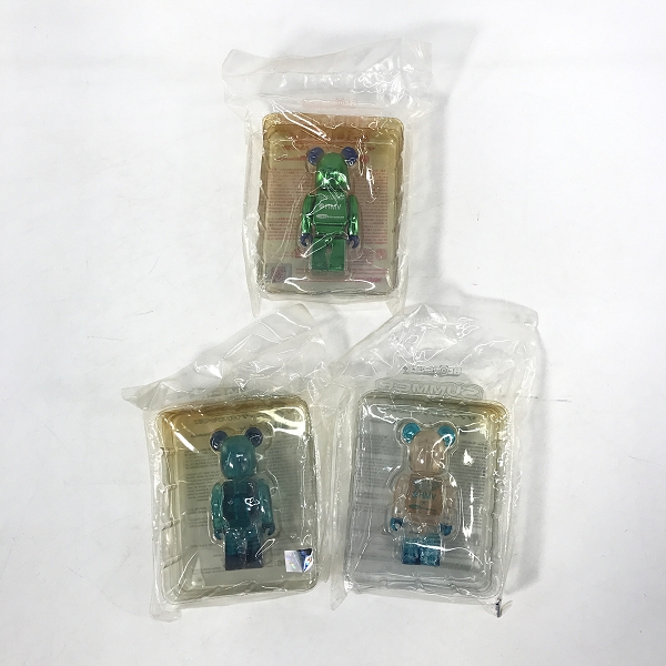 実際に弊社で買取させて頂いた【未開封】メディコムトイ ベアブリック サマーソニックゼロセブン HMV×CREATIVEMAN 100％ 3点セットの画像 1枚目