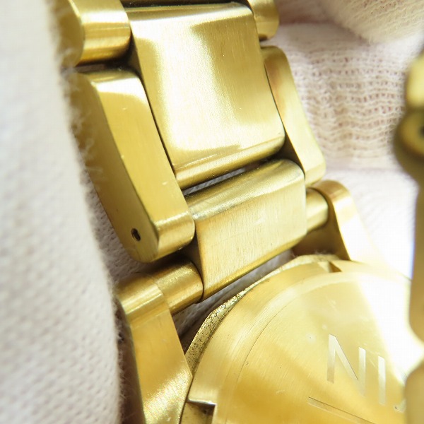 実際に弊社で買取させて頂いた【動作未確認】NIXON/ニクソン THE 51-30 CHRONO/クロノグラフ ウォッチ ゴールドの画像 6枚目