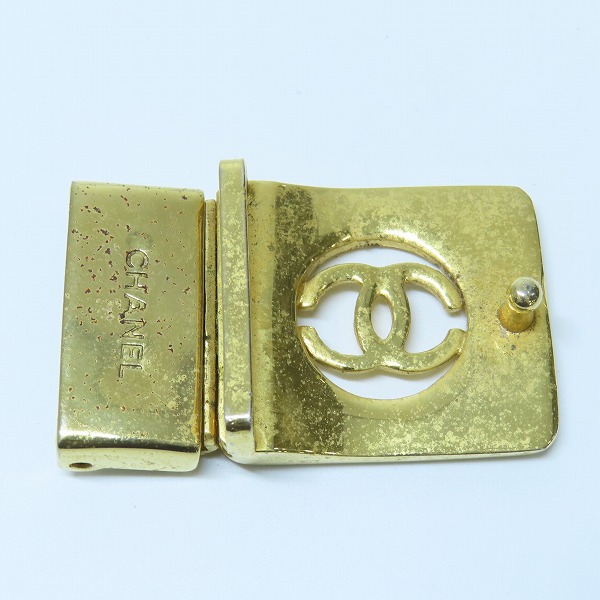 実際に弊社で買取させて頂いたCHANEL/シャネル ロゴ ココマーク ゴールド ベルトバックルの画像 1枚目