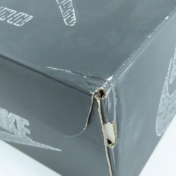 実際に弊社で買取させて頂いたNIKE×SACAI×KAWS/ナイキ×サカイ×カウズ BLAZER LOW Team Red DM7901-600/28の画像 8枚目