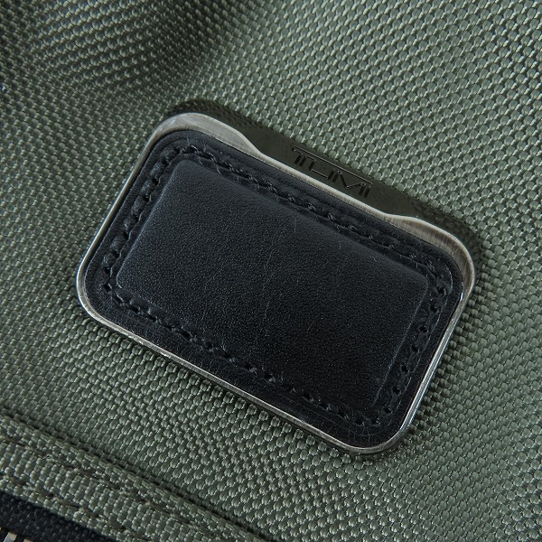 実際に弊社で買取させて頂いたTUMI/トゥミ Alpha Bravoトランスポート・パック 232700OLVGの画像 6枚目