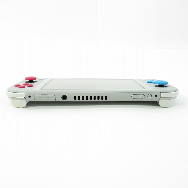 実際に弊社で買取させて頂いたNintendo switch lite/ニンテンドースイッチライト ザシアン・ザマゼンタ ポケモン ソード・シールド モデル 本体のみ HDH-001の画像 4枚目