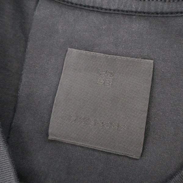 実際に弊社で買取させて頂いた【JPタグ】GIVENCHY/ジバンシィ 23SS COLLEGE EMBROIDERED LOGO TEE カレッジ ロゴ Tシャツ BM71CW3Y6B Lの画像 2枚目