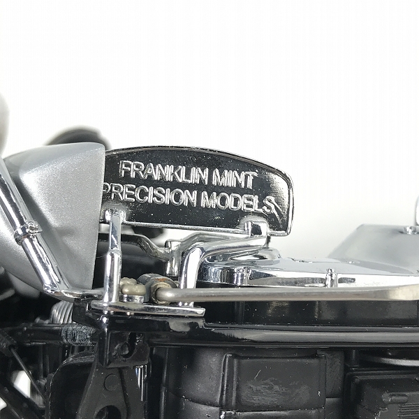 実際に弊社で買取させて頂いたFRANKLIN MINT/フランクリンミント 1/10 The 2003 ハーレーダビッドソンウルトラクラシック Electra Glideの画像 4枚目