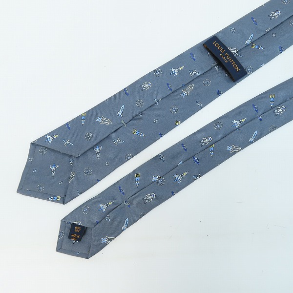 実際に弊社で買取させて頂いたLOUIS VUITTON/ルイヴィトン 宇宙飛行士/ロケット柄 クラヴァット ネクタイ M73281の画像 2枚目