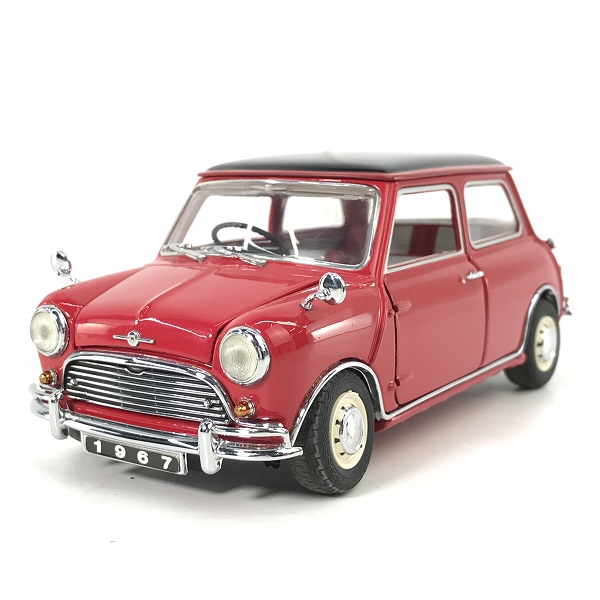 実際に弊社で買取させて頂いたFRANKLIN MINT/フランクリンミント 1/24 1967 morris mini cooper/ミニクーパー ミニカー