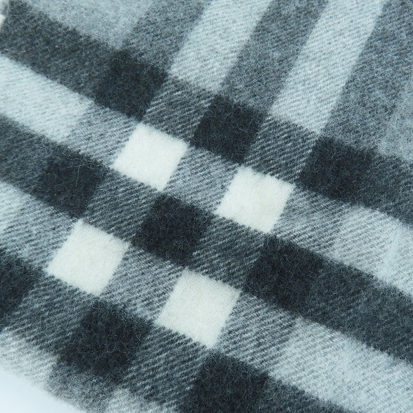実際に弊社で買取させて頂いたBurberry/バーバリー カシミヤ100% マフラーの画像 5枚目