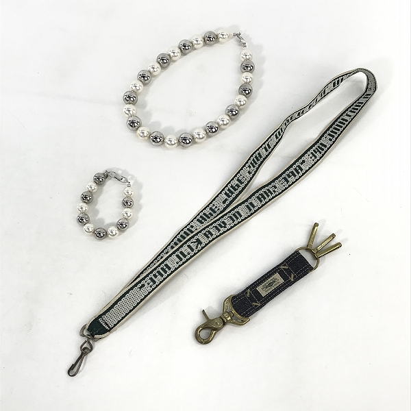 実際に弊社で買取させて頂いた【おまとめ】A BATHING APE/アベイシングエイプ COACH/コーチ PORTER/ポーター 他 ブレスレット/ストラップ 等の画像 3枚目