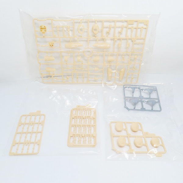 実際に弊社で買取させて頂いた【未組立】コトブキヤ 創彩少女庭園 1/10 寿武希子 若葉女子高校・冬服の画像 2枚目