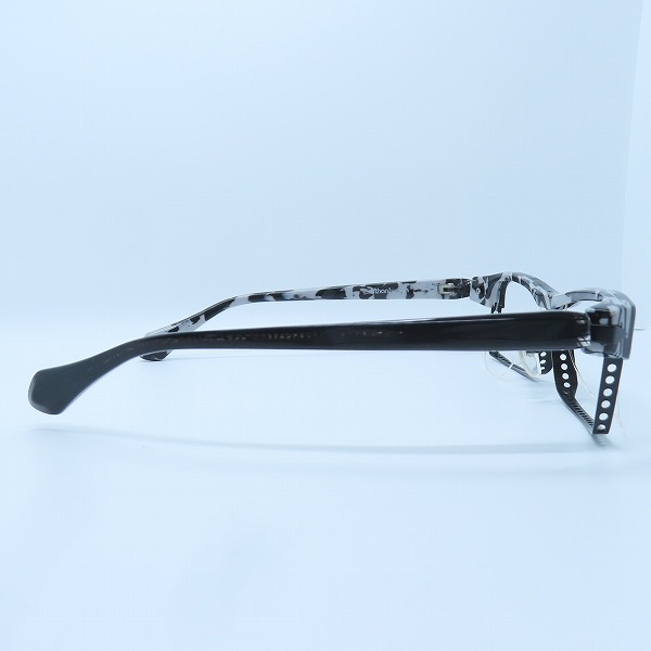 実際に弊社で買取させて頂いたLess than human/レスザンヒューマン diament メガネフレーム/アイウェアの画像 1枚目