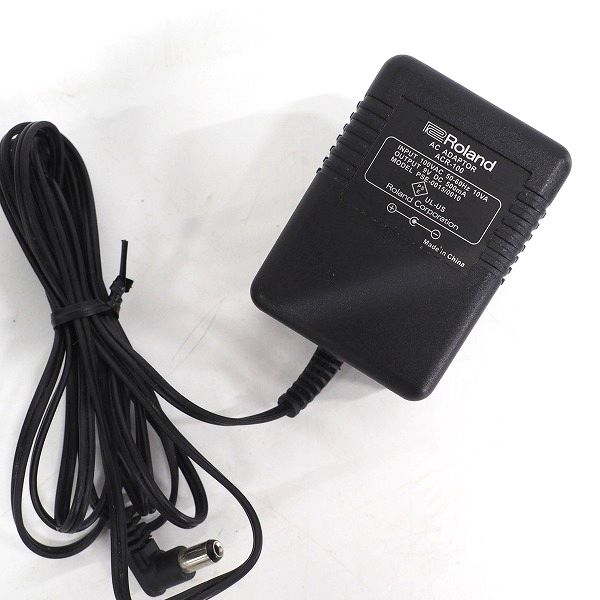 実際に弊社で買取させて頂いたRoland/ローランド MICRO CUBE マイクロキューブ ギターコンボアンプ ACアダプター付【動作確認済】の画像 7枚目