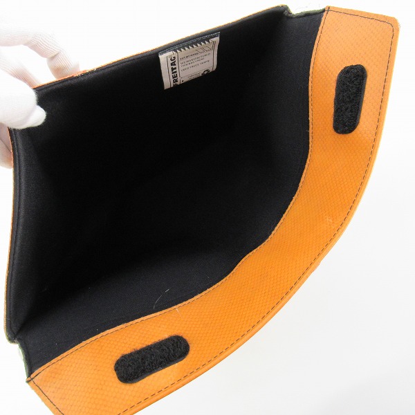 実際に弊社で買取させて頂いたFREITAG/フライターグ F411 SLEEVE FOR MACBOOK AIR クラッチバッグの画像 4枚目