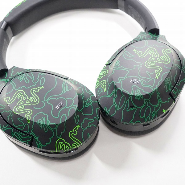 実際に弊社で買取させて頂いたRAZER X A BATHING APE/レイザー ×アベイジングエイプ 1G73182921 OPUS NEON CAMO HEADSET ヘッドフォン 動作確認済みの画像 4枚目