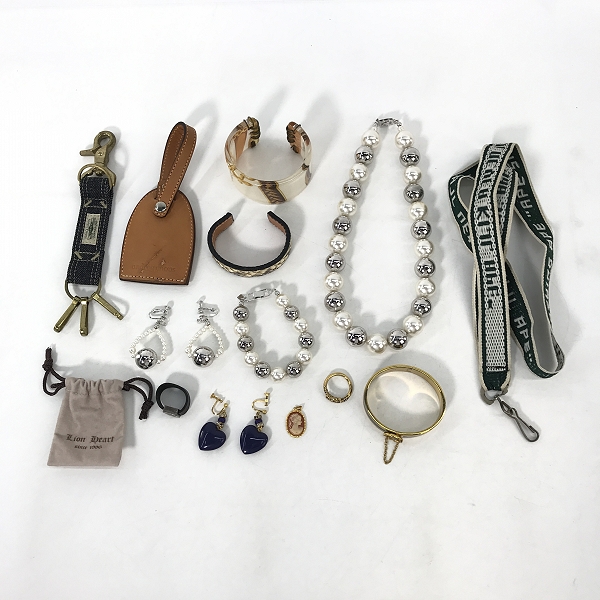 実際に弊社で買取させて頂いた【おまとめ】A BATHING APE/アベイシングエイプ COACH/コーチ PORTER/ポーター 他 ブレスレット/ストラップ 等