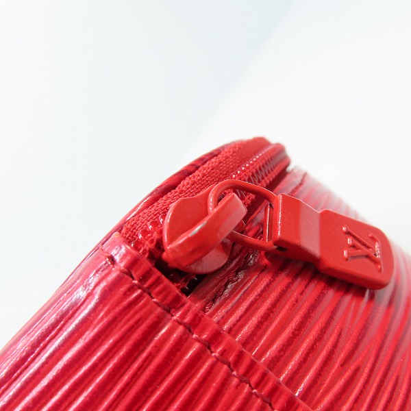 実際に弊社で買取させて頂いたLOUIS VUITTON/ルイヴィトン エピ エクラン ビジュー 12 小物入れ ポーチ アクセサリー ジュエリー M48207の画像 8枚目