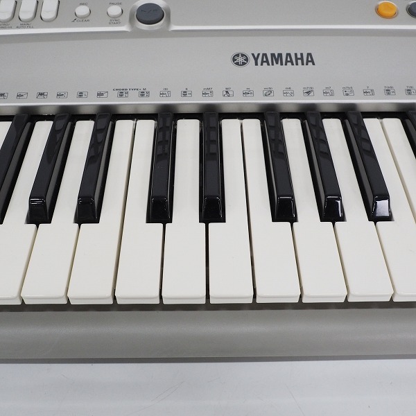 実際に弊社で買取させて頂いた★YAMAHA/ヤマハ PORTATONE PSR-E303/ポータトーン 61鍵盤 ポータブルキーボード【簡易動作確認済】の画像 4枚目