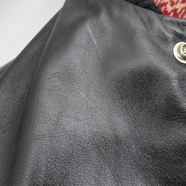 実際に弊社で買取させて頂いたSCHOTT/ショット D-ポケットヴァーシティレザージャケット 667US/38の画像 8枚目