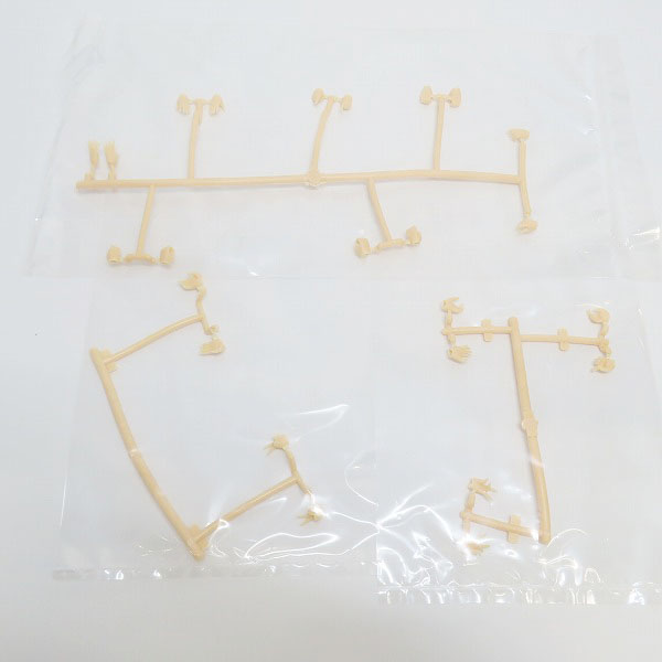 実際に弊社で買取させて頂いた【未組立】コトブキヤ 創彩少女庭園 1/10 寿武希子 若葉女子高校・冬服の画像 1枚目