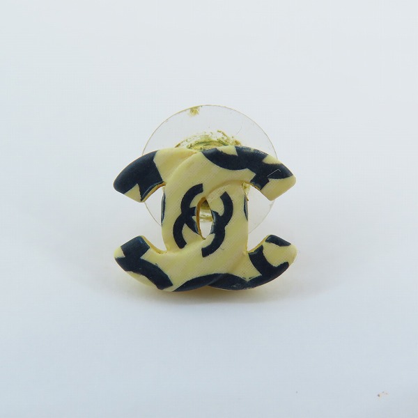 実際に弊社で買取させて頂いたCHANEL/シャネル ココマーク プラスチック ピアス 02 Pの画像 1枚目