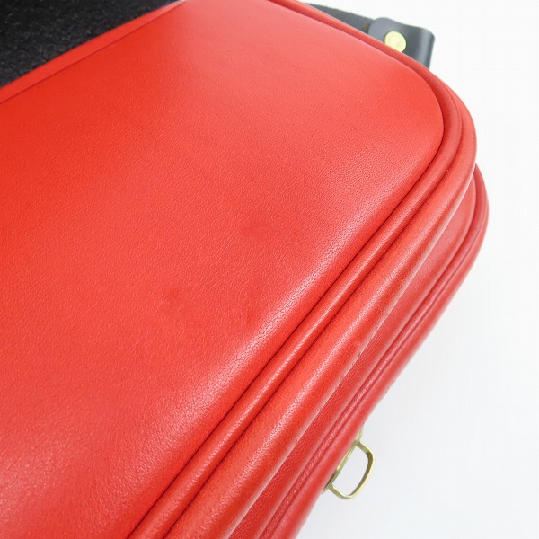 実際に弊社で買取させて頂いたHERZ/ヘルツ 50周年/50th記念 レザー ショルダーバッグ ブラック×レッドの画像 6枚目