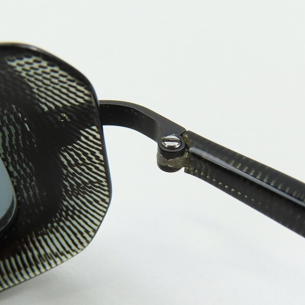 実際に弊社で買取させて頂いたalain mikli/アランミクリ フード付き ブラック サングラス/アイウェア 5018の画像 4枚目