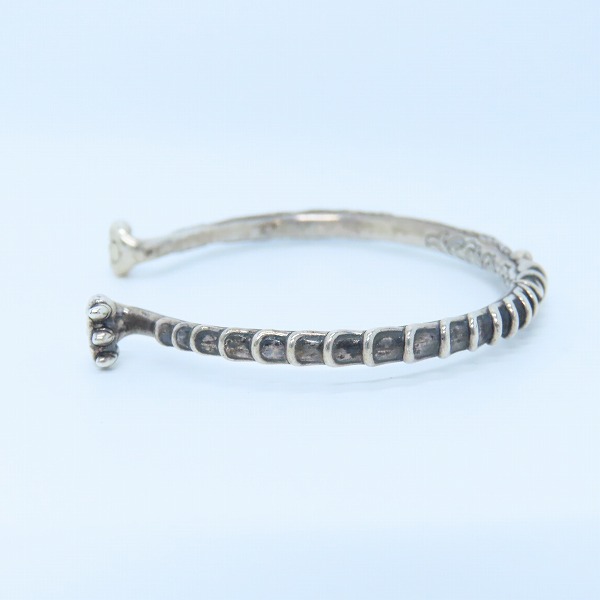 実際に弊社で買取させて頂いた【ギャラ付き】Bloody Mary/ブラッディマリー odyssey/オデッセイ コレクション Halka Bangle/バングル ブルーダイヤ/Mの画像 3枚目