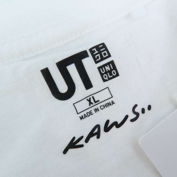 実際に弊社で買取させて頂いた【未使用】UNIQLO×KAWS/ユニクロ×カウズ キャラデザイン パッシングスルー Tシャツ /XLの画像 2枚目