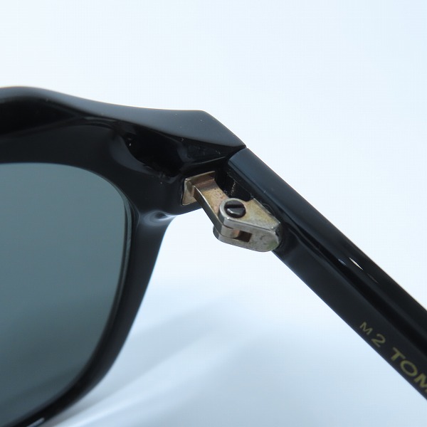 実際に弊社で買取させて頂いたTOM FORD/トムフォード サングラス/アイウェア TF971-K 01Aの画像 4枚目
