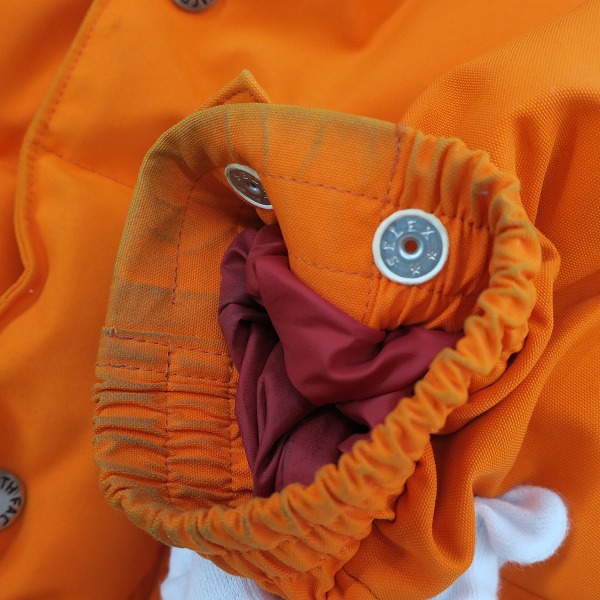 実際に弊社で買取させて頂いたノースフェイス×アイコムデギャルソンジュンヤワタナベマン AD2015 コーデュロイ切替 ダウンジャケット WP-J910/Mの画像 6枚目