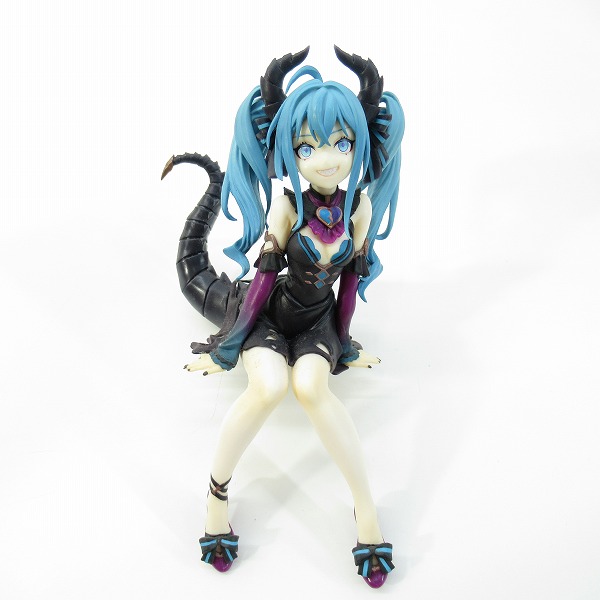 実際に弊社で買取させて頂いた【未開封含む】タイトー 初音ミク ヴィラン/チャイナドレス/AMP Birthday 2023/Latidos 2022 フィギュア 4点セット の画像 4枚目