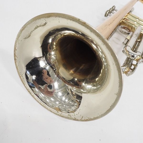 実際に弊社で買取させて頂いた【ジャンク】HOLTON/ホルトン Collegiate トランペット ハードケース付の画像 2枚目