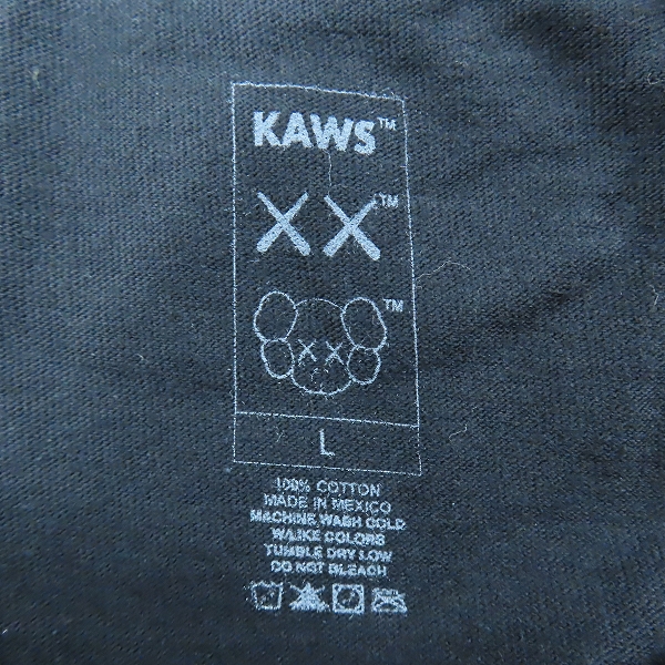実際に弊社で買取させて頂いたKAWS/カウズ 半袖 Tシャツ/カットソー Lの画像 2枚目