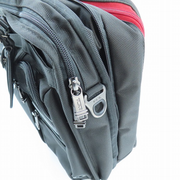 実際に弊社で買取させて頂いたTUMI/トゥミ エクスパンダブル オーガナイザー ラップトップ ブリーフケース 263141DR4の画像 8枚目