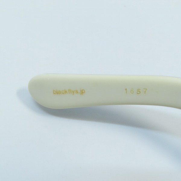 実際に弊社で買取させて頂いたBLACK FLYS/ブラックフライ FLY LAYER サングラス/アイウェアの画像 5枚目