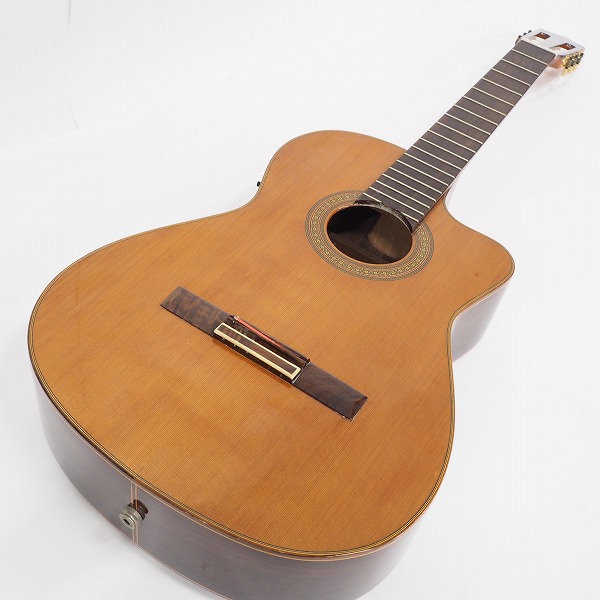 実際に弊社で買取させて頂いた★【弦無し】Aria/アリア AC50CE エレガット/ガットギター スペイン製