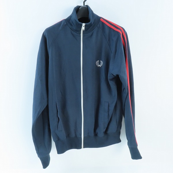 実際に弊社で買取させて頂いたFRED PERRY/フレッドペリートラックジャケット/ジャージ ネイビー J5327/S
