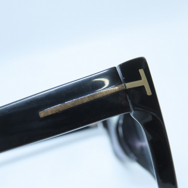 実際に弊社で買取させて頂いたTOM FORD/トムフォード 度入り眼鏡フレーム/アイウェア TF4239 001の画像 7枚目