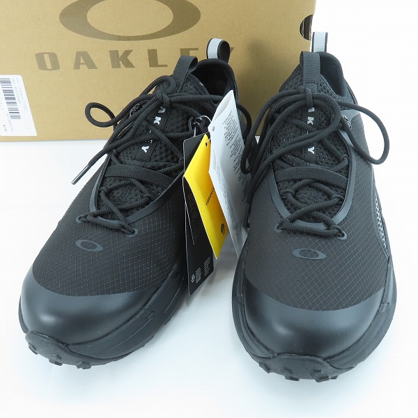 実際に弊社で買取させて頂いた【未使用】OAKLEY/オークリー LIGHT SHIELD/ライトシールド FOF100587/25.5