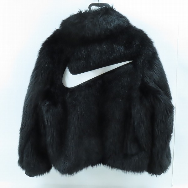 実際に弊社で買取させて頂いたNIKE×AMBUSH/ナイキ×アンブッシュ 18AW リバーシブルフェイクファーコートジャケット AQ9225-010/M