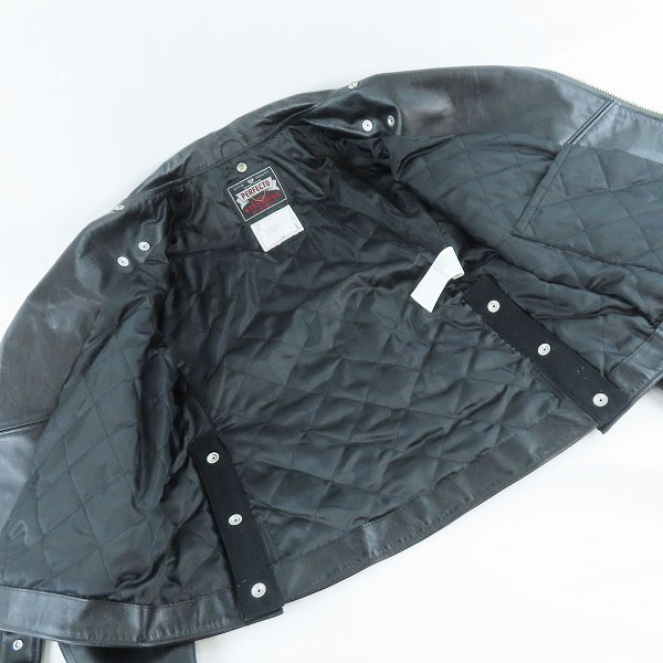 実際に弊社で買取させて頂いたsacai×Madsaki×Schott/サカイ×ショット 22AW マサキプリントレザーライダースブルゾン 22-02878M/2の画像 2枚目