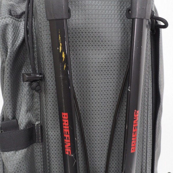 実際に弊社で買取させて頂いたBRIEFING/ブリーフィング CR-7 #02 ゴルフ 8.5型 スタンド式 5分割キャディバッグ グレーの画像 4枚目