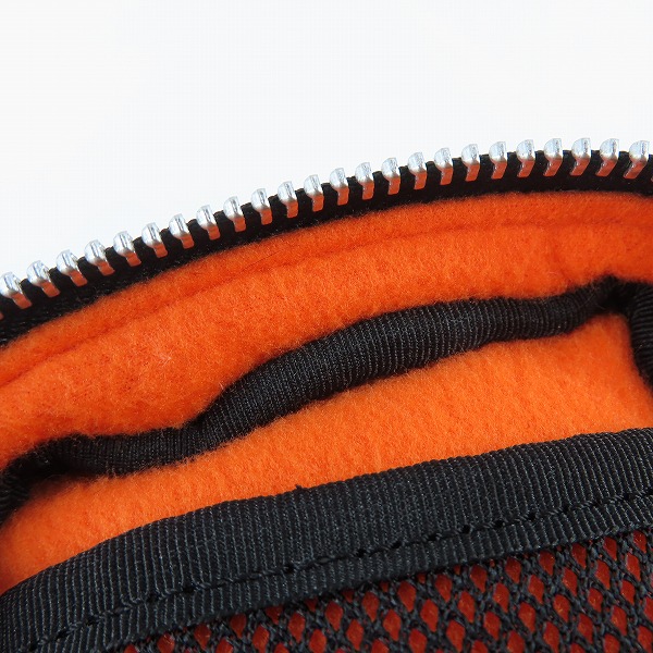 実際に弊社で買取させて頂いた(2)PORTER/ポーター TANKER/タンカー ポーチ ブラックの画像 5枚目