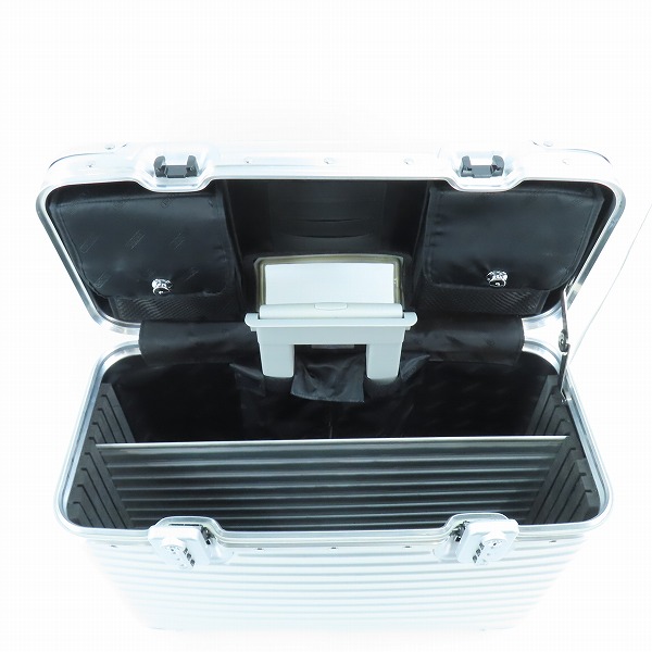実際に弊社で買取させて頂いたRIMOWA/リモワ TOPAS PILOT TROLLEY/トパーズパイロットトローリー キャリーケース 2輪 920.50.002 29Lの画像 4枚目