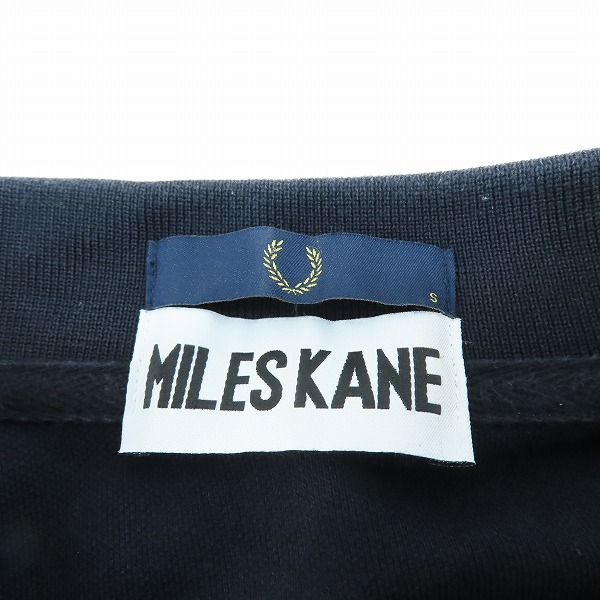 実際に弊社で買取させて頂いたFRED PERRY/フレッドペリー MILES KANE ハーフジップ 半袖ポロシャツ/カットソー/Sの画像 2枚目