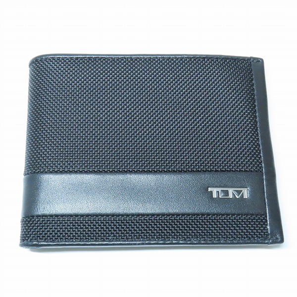 実際に弊社で買取させて頂いたTUMI/トゥミ  ALPHA SLG グローバル・ウォレット・ウィズ・コイン・ポケット 小銭入れ 二つ折り 01192237